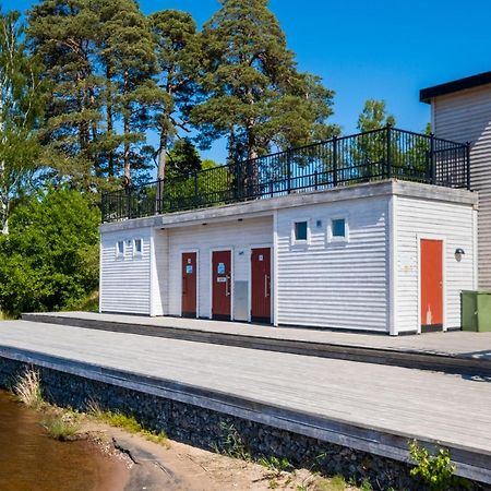 Krongarden Vandrarhem Kristinehamn Kültér fotó