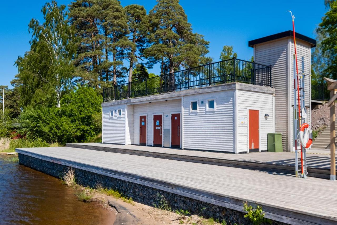 Krongarden Vandrarhem Kristinehamn Kültér fotó