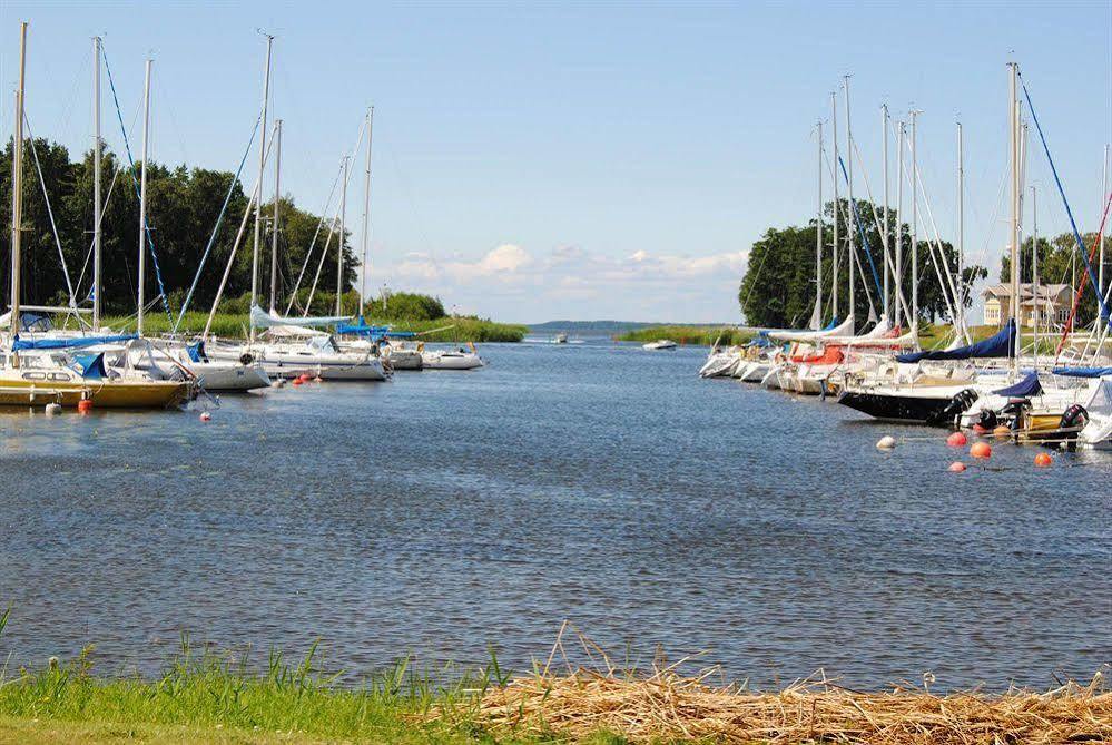 Krongarden Vandrarhem Kristinehamn Kültér fotó